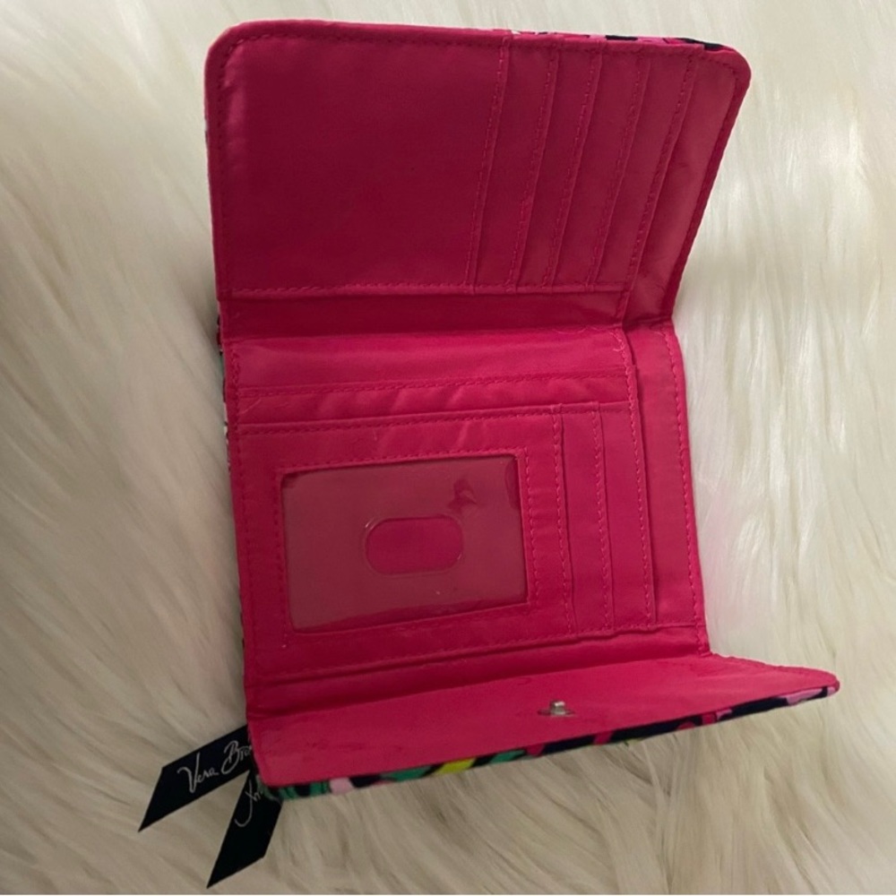 Vera Bradley RFID Riley Compact Wallet - Picture 3 of 3